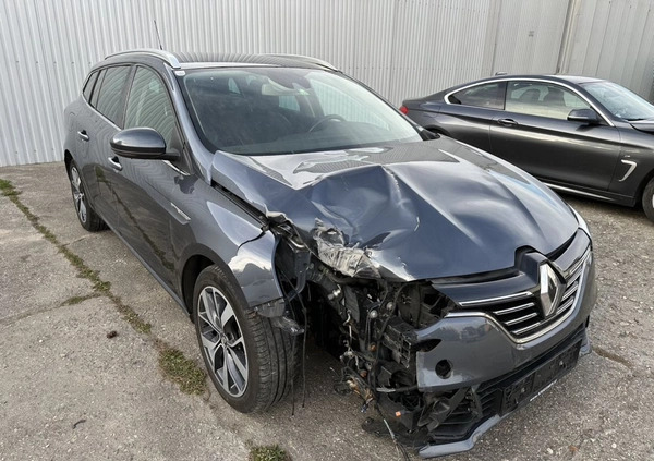 Renault Megane cena 36700 przebieg: 105000, rok produkcji 2018 z Nysa małe 562